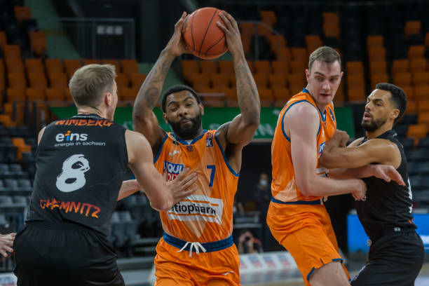 战术充满了 战术充满了