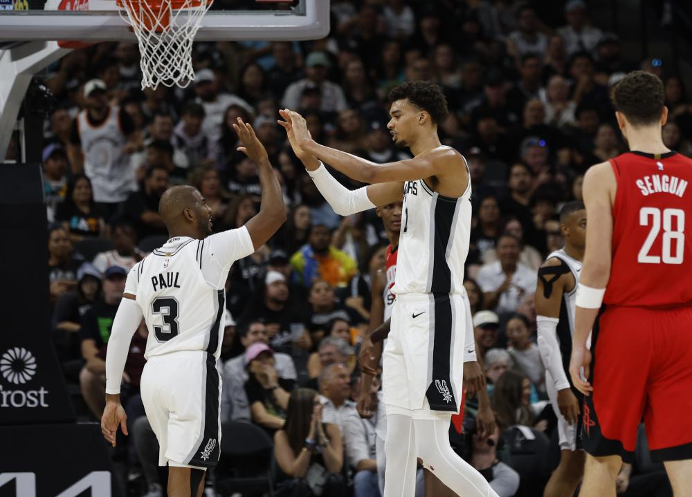 篮球场趣味 篮球场趣味