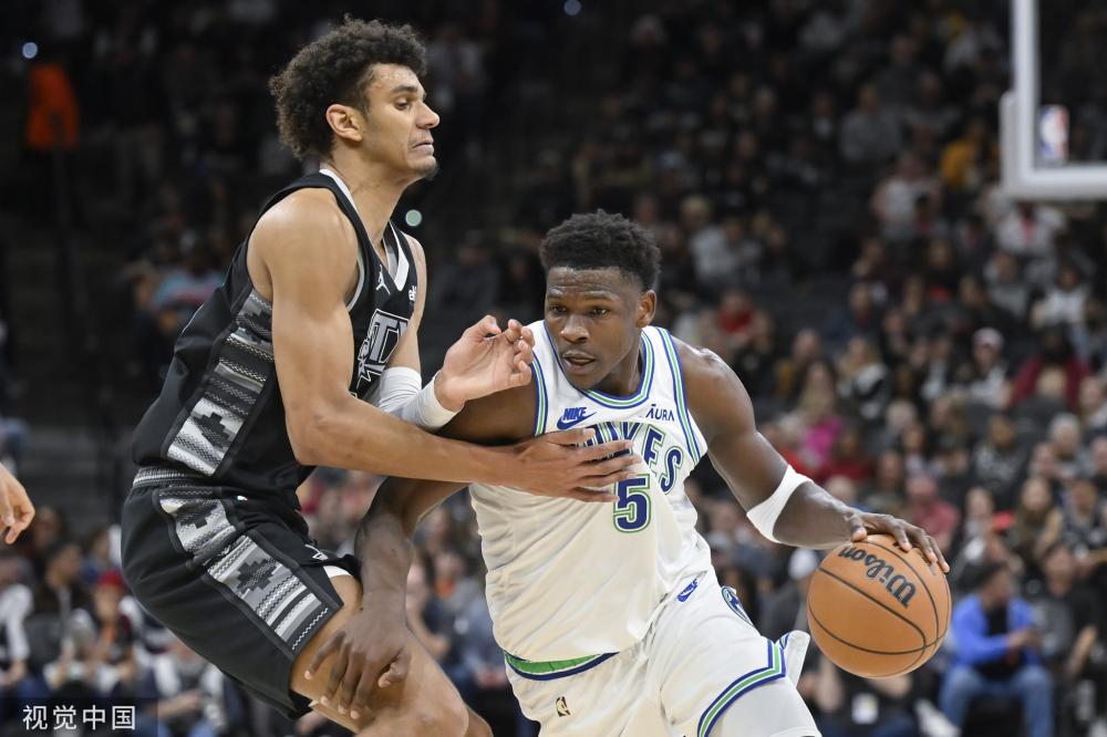 受利雅得新 受利雅得新